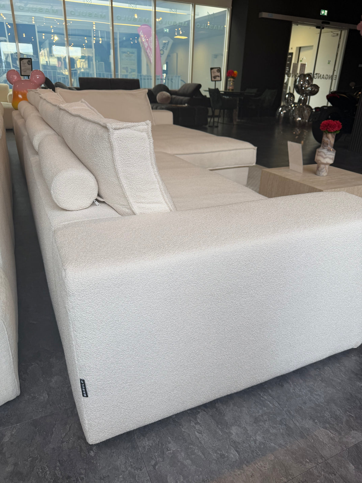 Sofa Mavelle mit XXL Liegeteil ab Ausstellung