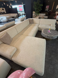 Sofa Barbara ab Ausstellung