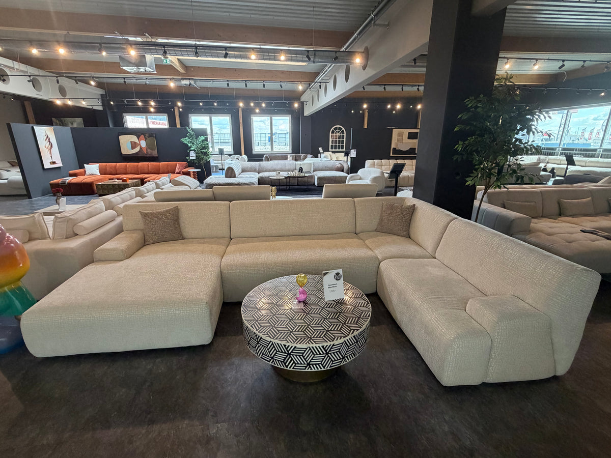 Sofa Barbara ab Ausstellung